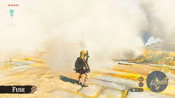 Link can create smokeshields that obscure enemy sight during combat, allowing him to get a Sneakstrike.