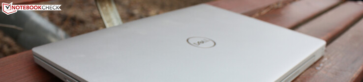 Entry-level business laptop for almost 1000 USD: Dell Latitude 5420 with a Core i5-1135G7 (D2G5W) Entry-level business laptop for almost 1000 USD: Dell Latitude 5420 with a Core i5-1135G7 (D2G5W)