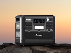 You can recharge the FOSSiBOT 2400 power station via a wall outlet or solar panels. (Image source: FOSSiBOT)