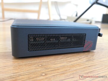 Intel NUC 11 Pro Kit (NUC11TNKi5, 'Tiger Canyon') Review