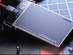 The Sharge Flash Charge Power Bank 100W has appeared in China. (Image source: IT Home)