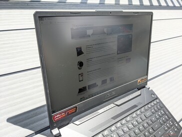 Asus TUF Gaming A15 - Outdoor use