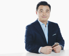 Rae Tae-moon has taken over the reigns of Samsung's smartphone division from DJ Koh. (Source: Samsung)