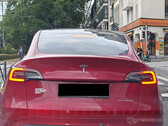 Tesla Model 3 with anti-Musk decal. (Image source: Notebookcheck)