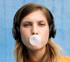 The JBL Live 460NC on-ear headphones are discounted heavily on Amazon. (Image source: JBL)