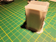 This priming tower catches unreproducible extrusion