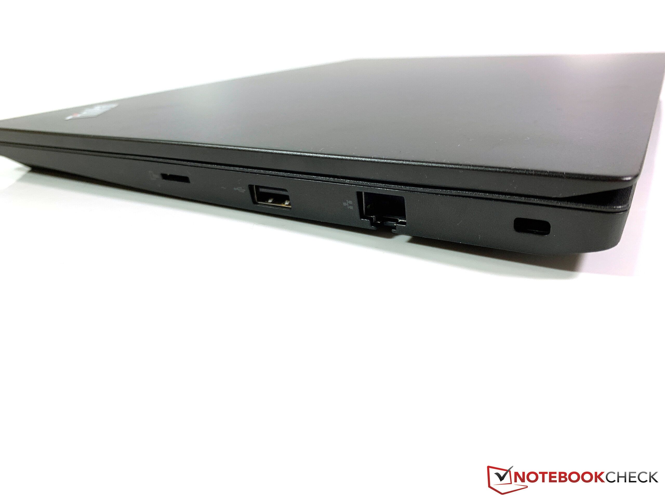 Lenovo ThinkPad E495 Laptop Review: Inexpensive office device with