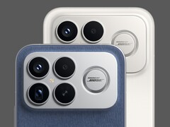 Camera islands of two Redmi K90 Pro Max phones (Image Source: Xiaomi)