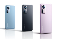 The Xiaomi 12 Pro arrives in three colours and with 256 GB of storage. (Image source: Xiaomi)