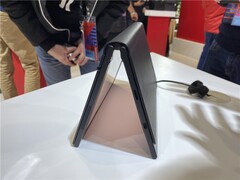 Foldable ThinkPad X1. (Image source: Lenovo/ITHome)