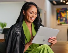 BestBuy discounts Surface Pro 9 i5 8GB 256GB $330 on clearance. (Source: Microsoft)