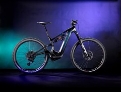 Bianchi has recently introduced the new e-Vertic series of e-bikes which includes several electric mountain bikes (Image: Bianchi)