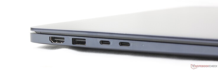 Left: HDMI 2.1, USB-A 3.2 Gen. 1, 2x USB-C Thunderbolt 4 w/ DisplayPort2.1 + Power Delivery