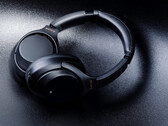 The Sony WH-1000XM4 will come in two colours. (Image source: Gear Patrol)