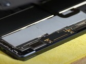 Thermal pads can improve performance on the latest MacBook Air. (Image source: Max Tech)