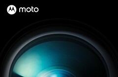 Is this an Edge 30 Ultra peeping out at us? (Source: Motorola)
