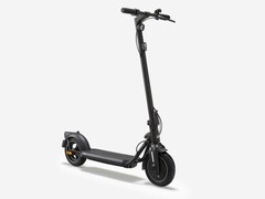 Decathlon has brought two new e-scooters to the European market, one of which is the MD500e (above). (Image source: Decathlon)