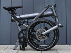 The FLIT M2 folding E-Bike weighs around 14 kg. (Image source: FLIT)