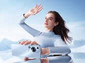 The Huawei Enjoy 70s packs a 6,000 mAh battery into its 8.9 millimeter thin body. (Image: Huawei)