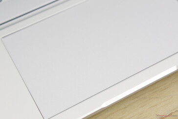 Clickpad could have benefited from firmer feedback to feel less spongy