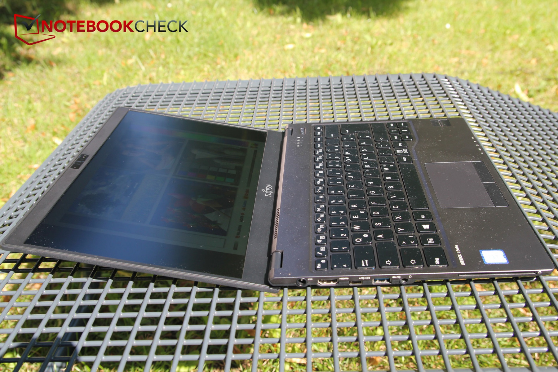 Fujitsu LifeBook U Core i5, Full HD Laptop Review