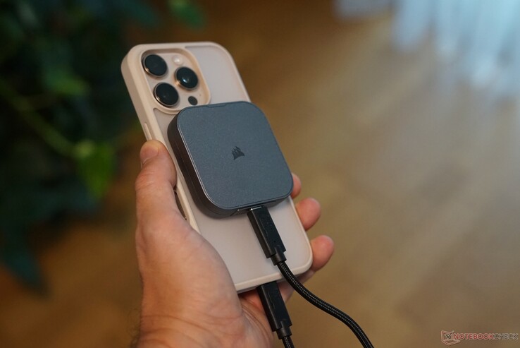 Corsair EX400S on iPhone