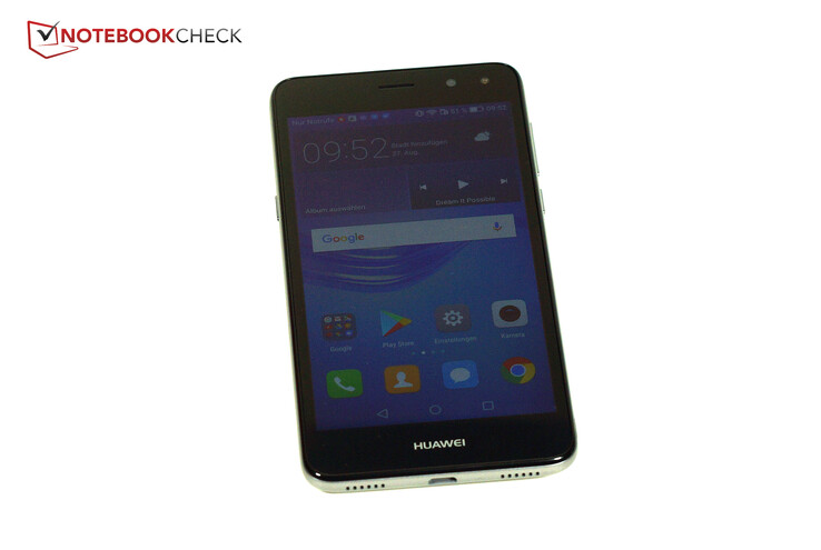 Huawei Y6 2017 Smartphone Review NotebookCheck Reviews