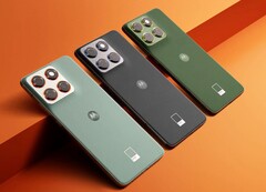The Motorola Edge 70 is one of the world&#039;s thinnest mid-range smartphones. (Image source: X-Kom)