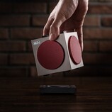 The Retro Cube 2 Speaker - N Edition has support for wireless charging.