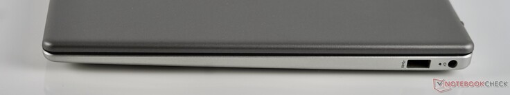 Right: Power connection, USB-A (5 GBit/s)