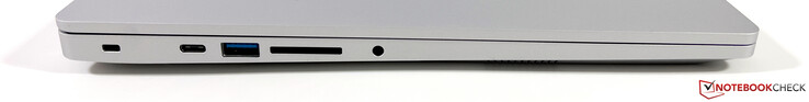 Schenker Vision 16 Pro Laptop Review -Inch Ultrabook With Rtx 3070 Ti 3 Left Side: Kensington Lock, Usb-C 3.2 Gen.2 (10 Gbps, Displayport-Alt Mode 1.4, Power Delivery), Usb-A 3.2 Gen.1 (5 Gbps), Card Reader, 3.5 Mm Stereo Jack