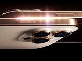 The Apple iPhone will likely feature many components manufactured in the USA in the future. (Image source: Apple)
