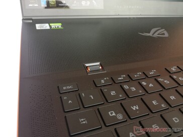 Asus ROG Zephyrus S17 - Volume wheel