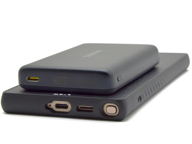 Baseus PicoGo AM52 MagSafe Powerbank tested