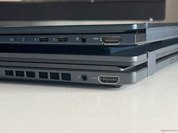 Zenbook Duo OLED (bottom) vs. Zenbook 14 OLED (top)