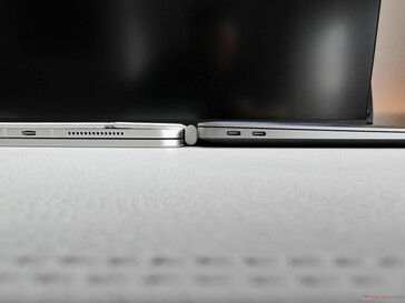 iPad Pro 11 2025 M5 and Magic Keyboard (left) vs. Apple MacBook Air M1 (right)