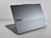 More than 24 hrs of battery life: The Lenovo ThinkBook 16 G7 demonstrates Qualcomm's efficiency (image source: Benjamin Herzig/Notebookcheck.com)
