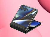 The Razr (2023) will put its top panel to good use with a large cover display. (Image source: @evleaks)