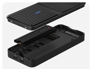 A toolless design means it requires no special tools to install SSDs. (Image source: Hyper)