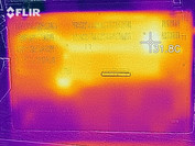 Temperature on bottom of device (Idle)