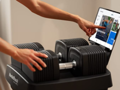 NordicTrack’s adjustable dumbbells have voice-controls. (Image source: NordicTrack via Amazon)