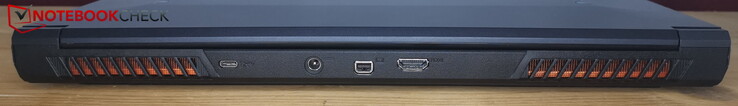 Back: USB-C 3.2 Gen2, power, MiniDP, HDMI