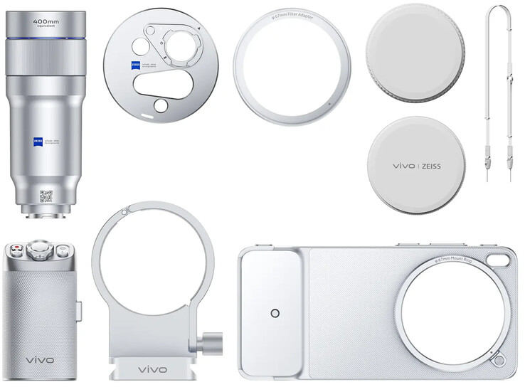 The Vivo X300 Ultra Photography Kit.