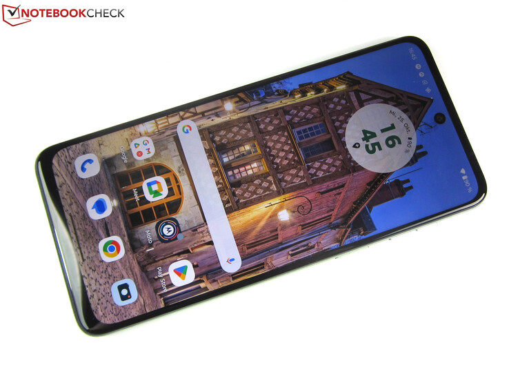 Motorola Moto G54 review - One of the best smartphones for less than 200  Euros -  Reviews