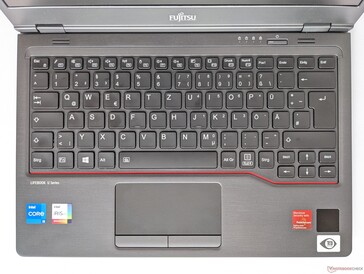 Fujitsu LifeBook U7311 - Input devices