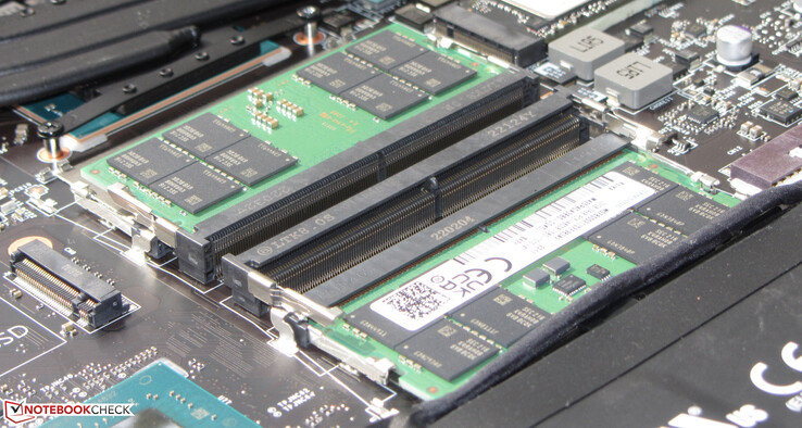 The laptop gives you options to further increase its system performance: for example, only two of the four RAM slots are occupied.