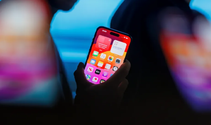 The iPhone 17 'Slim' will reportedly feature a larger 6.6-inch 120Hz LTPO panel. (Source: MacRumors)