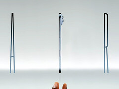 The 2025 Air is Apple's thinnest iPhone ever. (Image source: Apple)