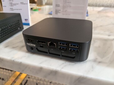 ECS Liva Z6 Plus. (Image source: TechPowerUp)