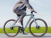 Fiido Air: Carbon e-bike currently available at a very reasonable price. (Image source: Fiido)